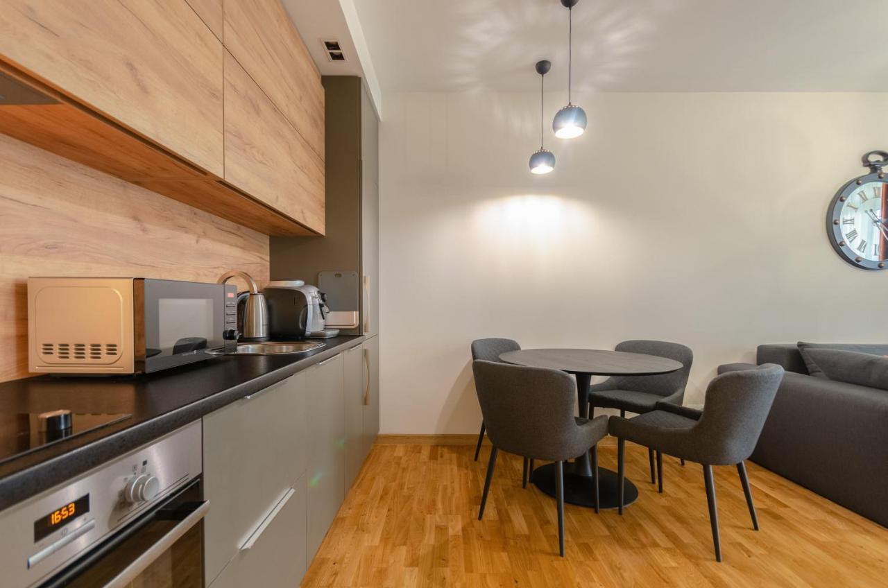 Petrovdom 408-467-471-277-377 In Central Park Cozy Apartments Kyiv Exterior foto